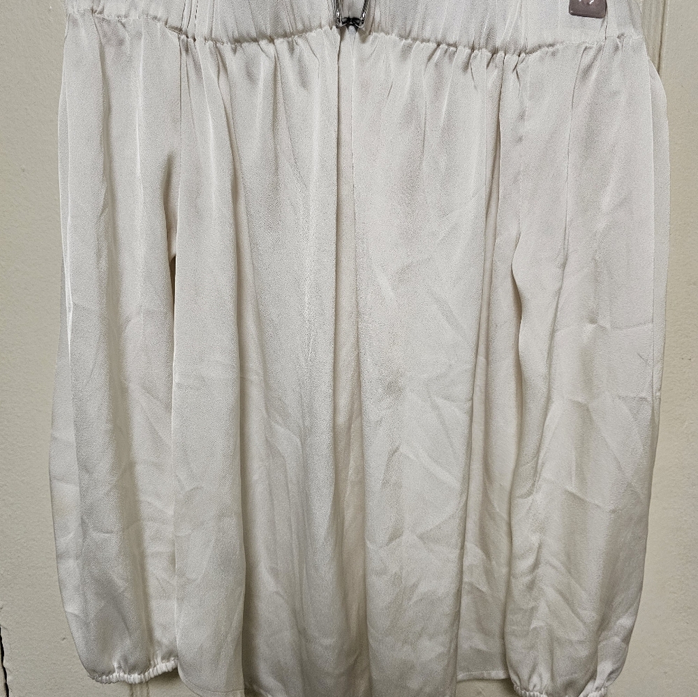 107 Express sz Medium polyester off the shoulder shirt - Picture 3 of 4